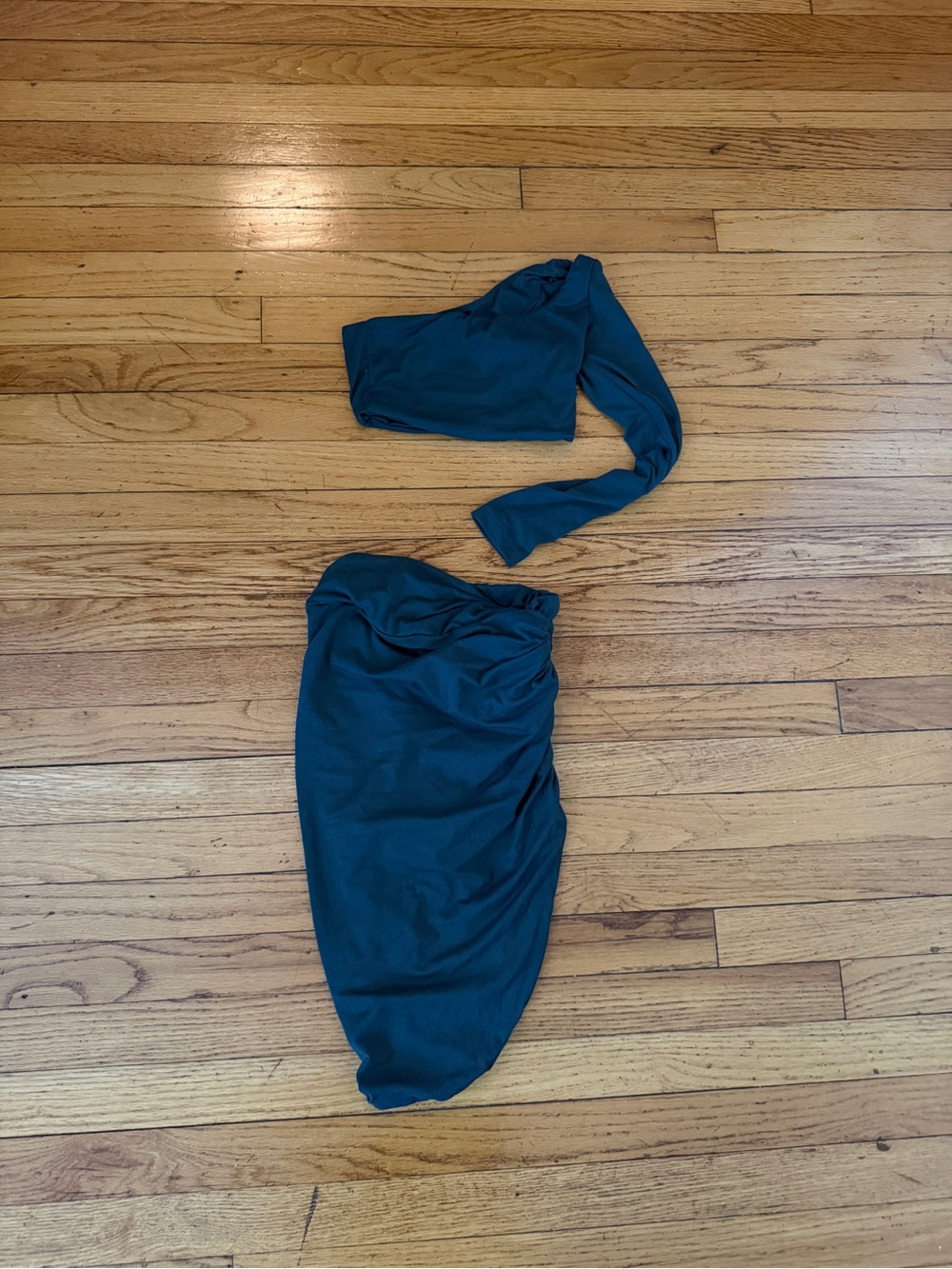 Hot Miami Styles Skirt set